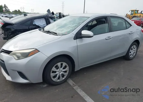 2015 Toyota Corolla L z USA, uszkodzony, nr VIN 2T1BURHE0FC445824